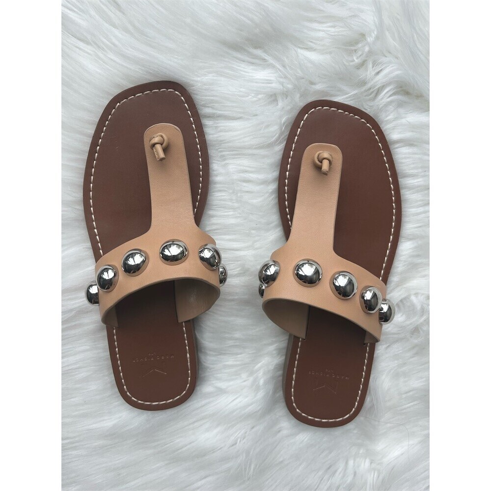 🆕 Marc Fisher Thong Sandals Womens Size 8 Beige Silver Studded Flat Slip-On